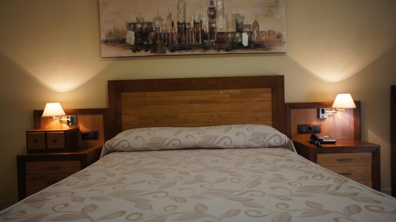 Hotel Puente Romano Alcántara Buitenkant foto